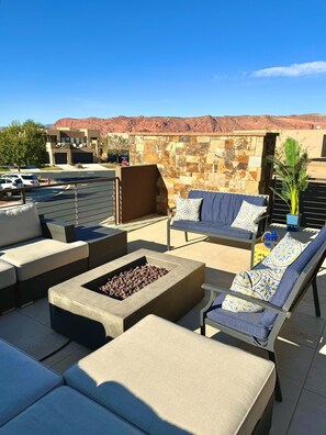 House, Multiple Beds, Mountain View (Angels Landing) | Terrace/patio - Traveller's Retreat (St. George)