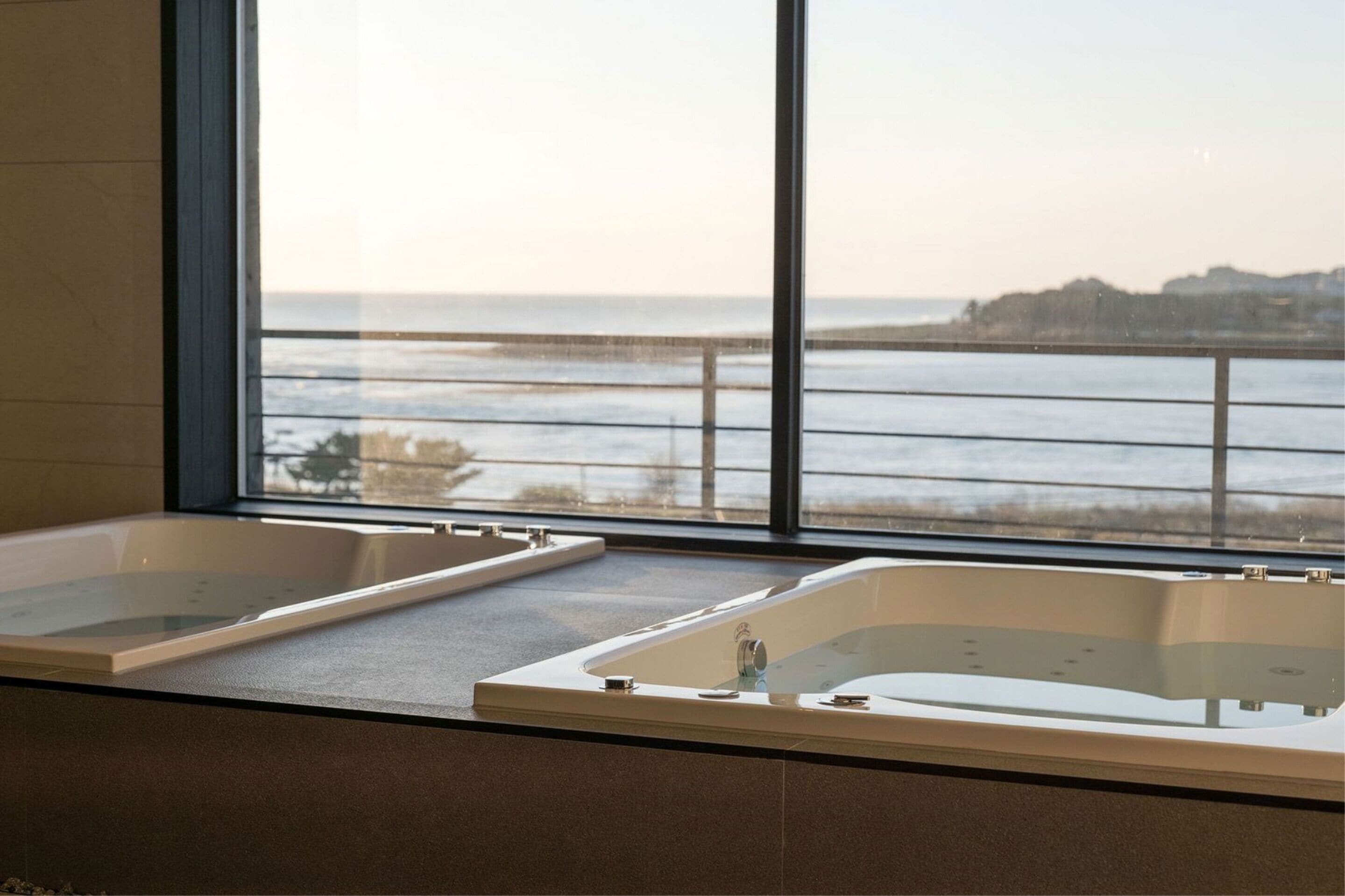 2 bedrooms, blackout curtains, free wifi, bed sheets