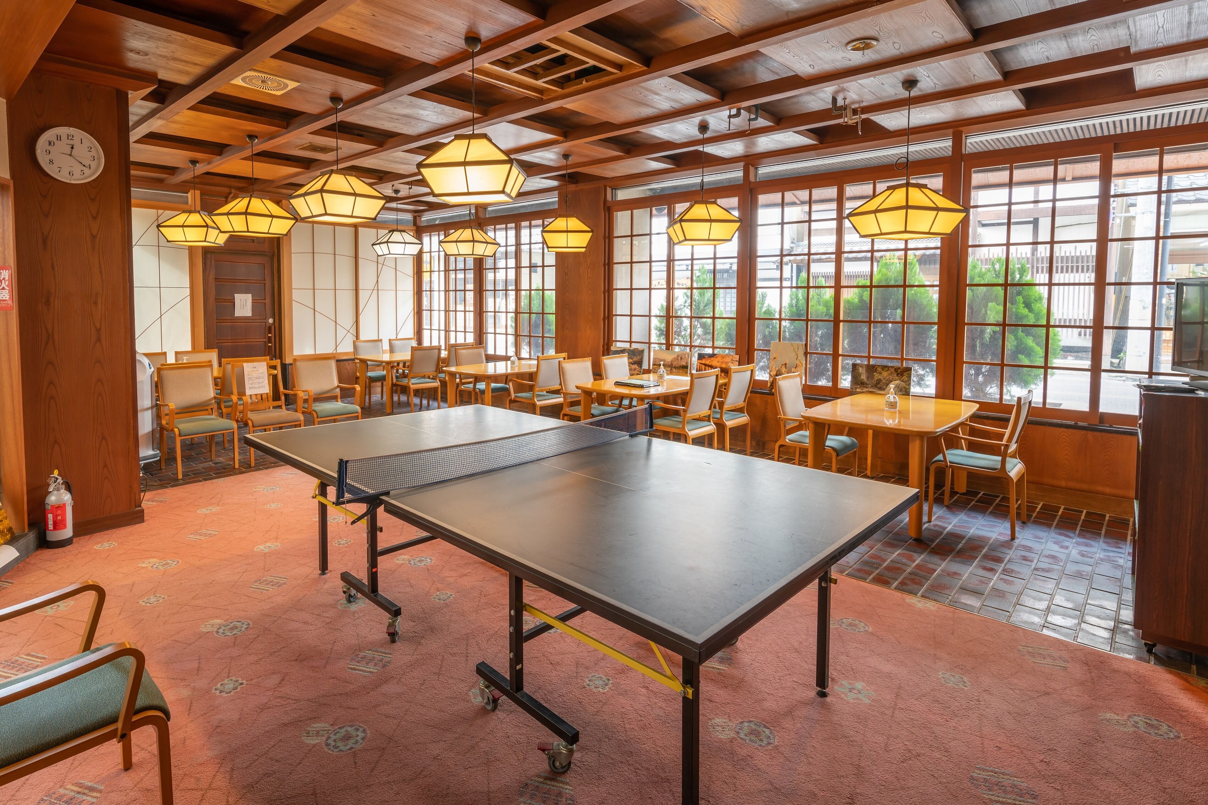 Lobby lounge