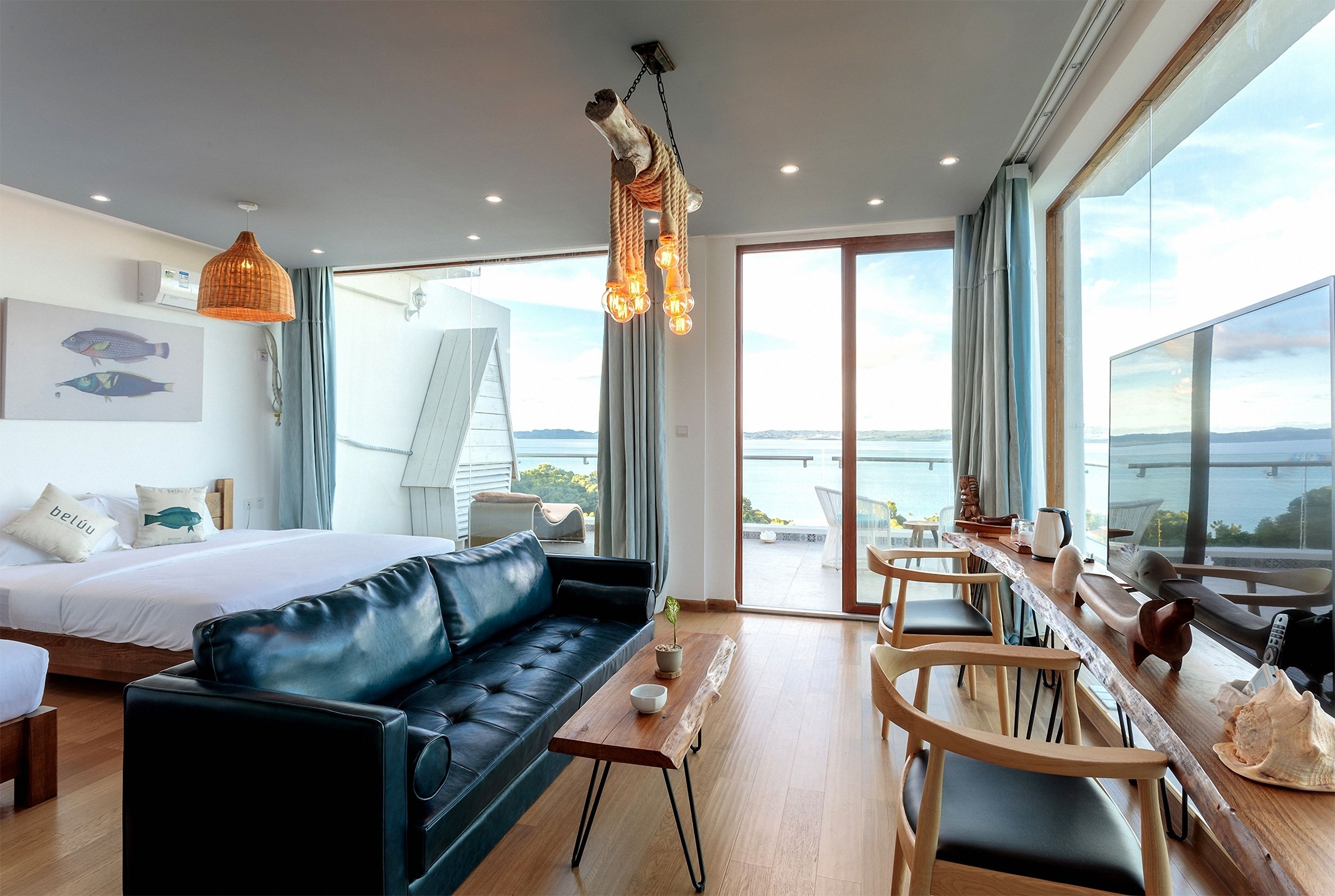 luxury twin room, sea view | in-room safe, soundproofing, free wifi, bed sheets