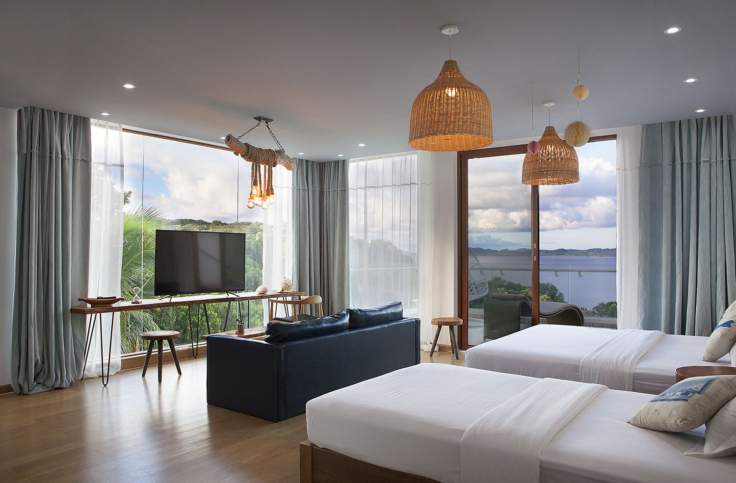 luxury twin room, sea view | in-room safe, soundproofing, free wifi, bed sheets