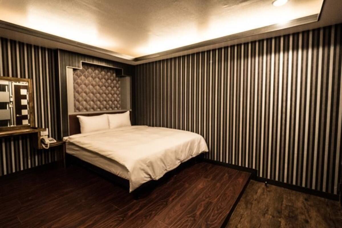 Habitación doble estándar | Escritorio, cortinas blackout, insonorización y wifi gratis