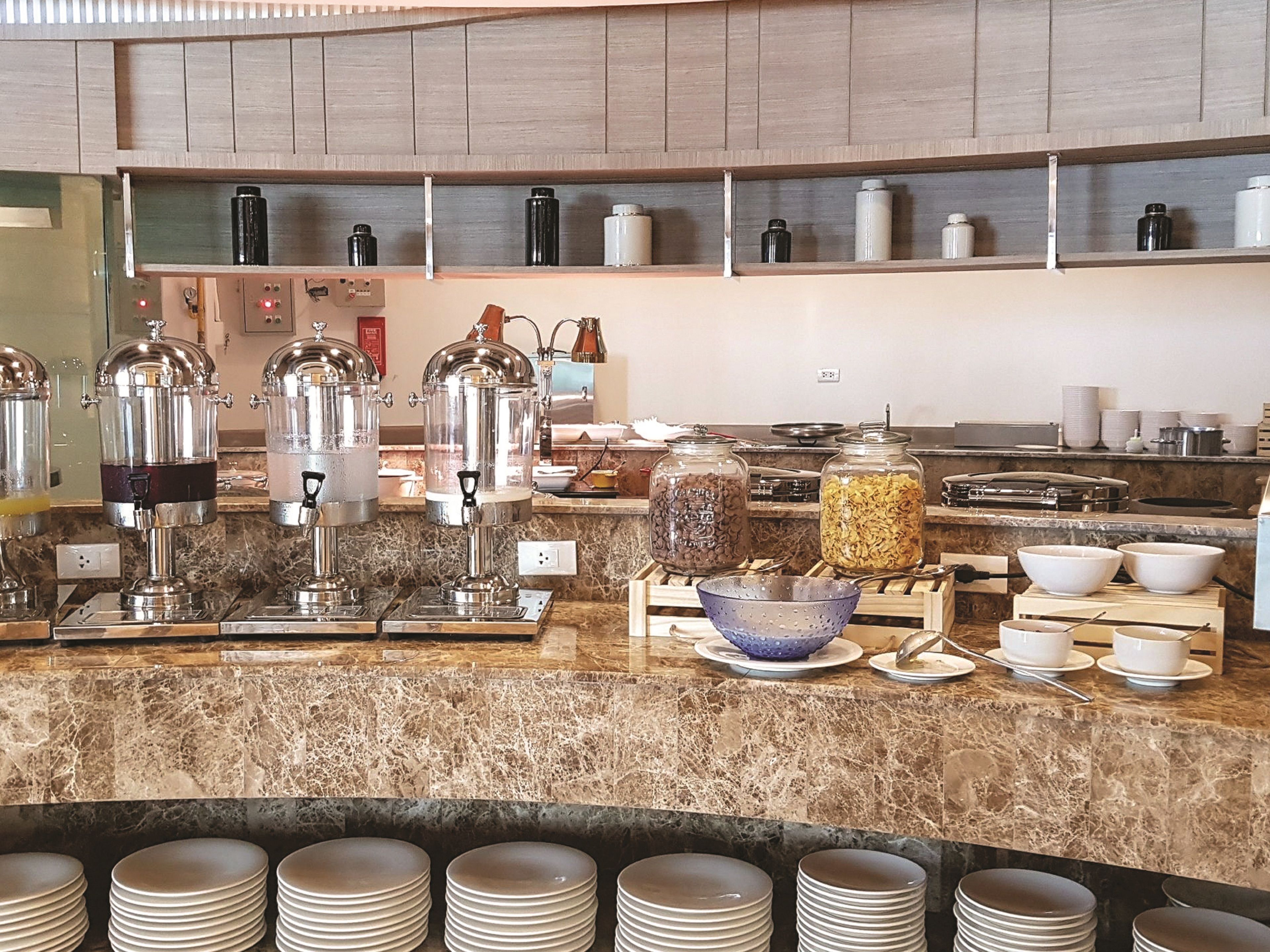 Daily buffet breakfast for a fee