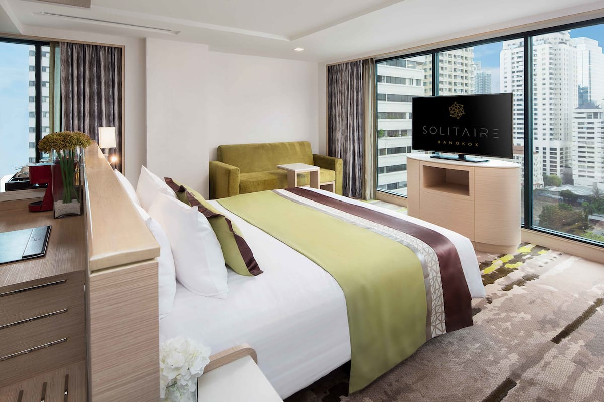 Grand Deluxe CLUB SKY  | Hypo-allergenic bedding, minibar, in-room safe, desk