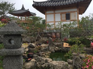 Garden - Canopus Resort Pension (Seogwipo)