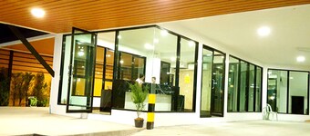 The All 24 Luxury Residence