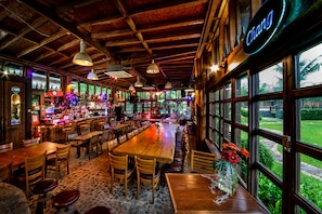 Daily buffet breakfast (THB 300 per person)