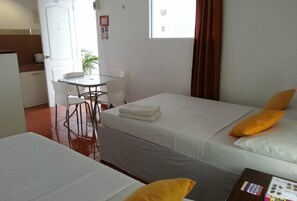 In-room safe, desk, iron/ironing board - House of Big Brother (Puerto Princesa)