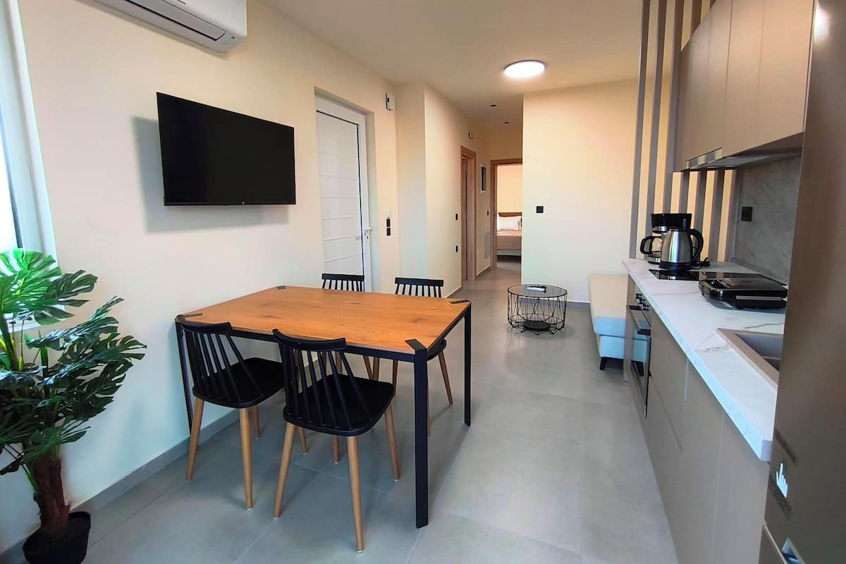 DELUXE-APARTMENT-2 BEDROOM-2 BATHROOMS- COUNTRYSIDE AND SEA VIEW