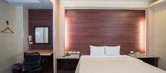 エンパイア ホテル