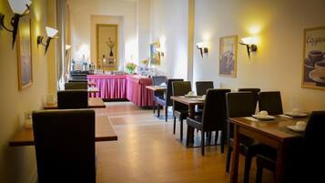 Daily buffet breakfast (EUR 12 per person)