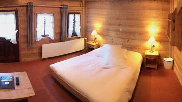 Comfort Double Room, Balcony | Premium bedding, blackout drapes, free cribs/infant beds, rollaway beds