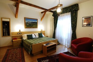 In-room safe, desk, cots/infant beds, free WiFi