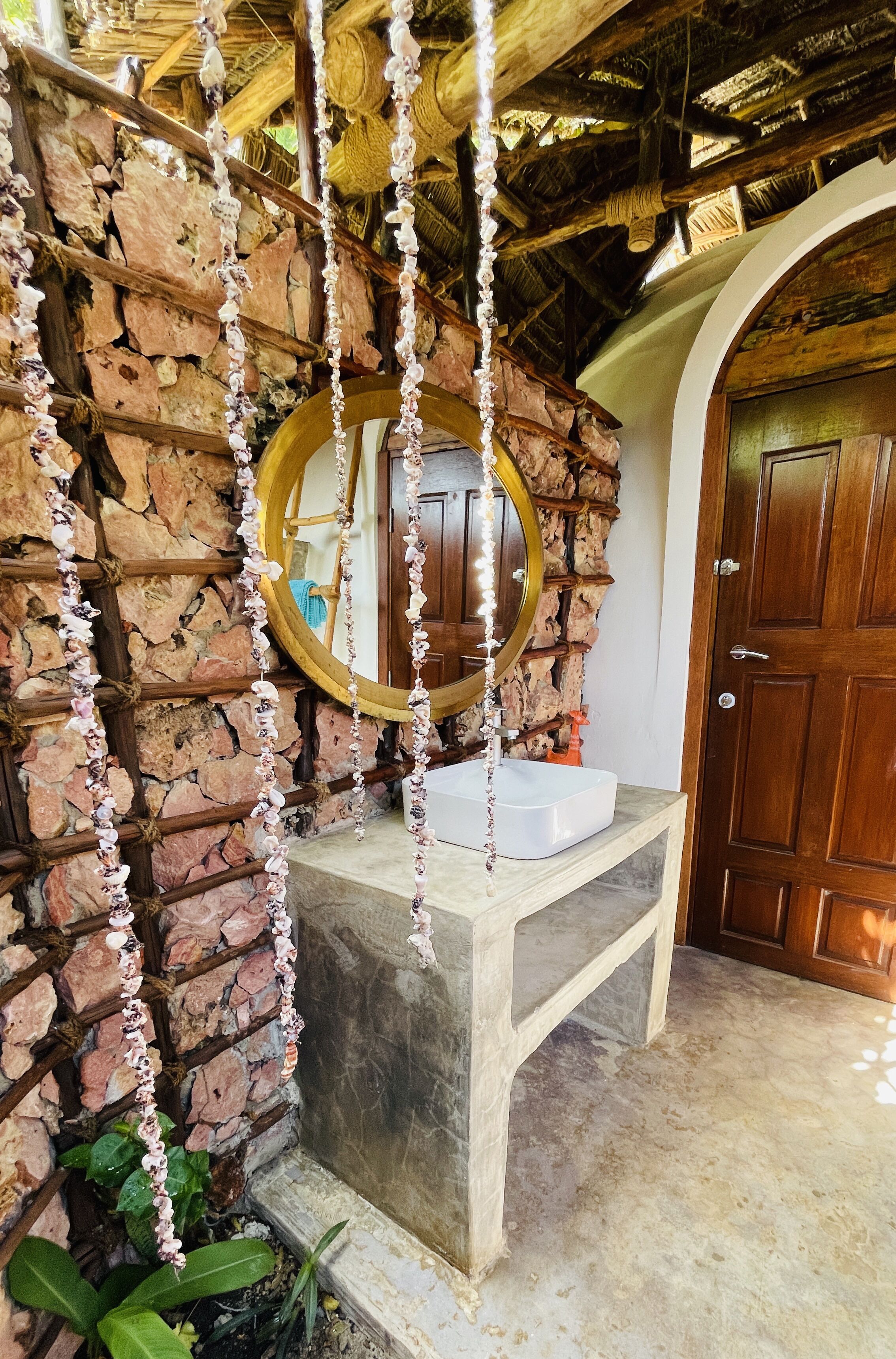 signature villa, 1 bedroom | bathroom sink