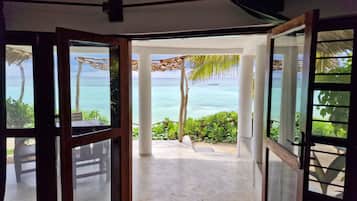 Romantic Quadruple Room, 1 Bedroom, Ocean View, Oceanfront (Sunset) | Terrace/patio