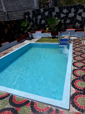 Outdoor pool - Seaview Apartments (Grand Gaube)