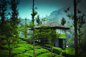 Vally View Cabin | Minibar, soundproofing, bed sheets - Wild Planet Resort (Nilambur)