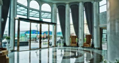 The Green View Hotel