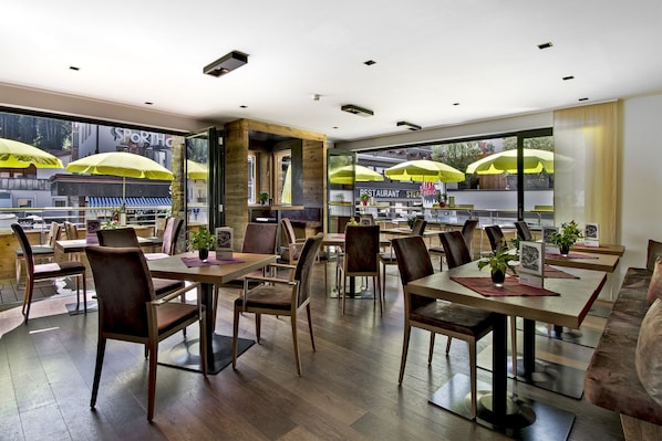 Cafe