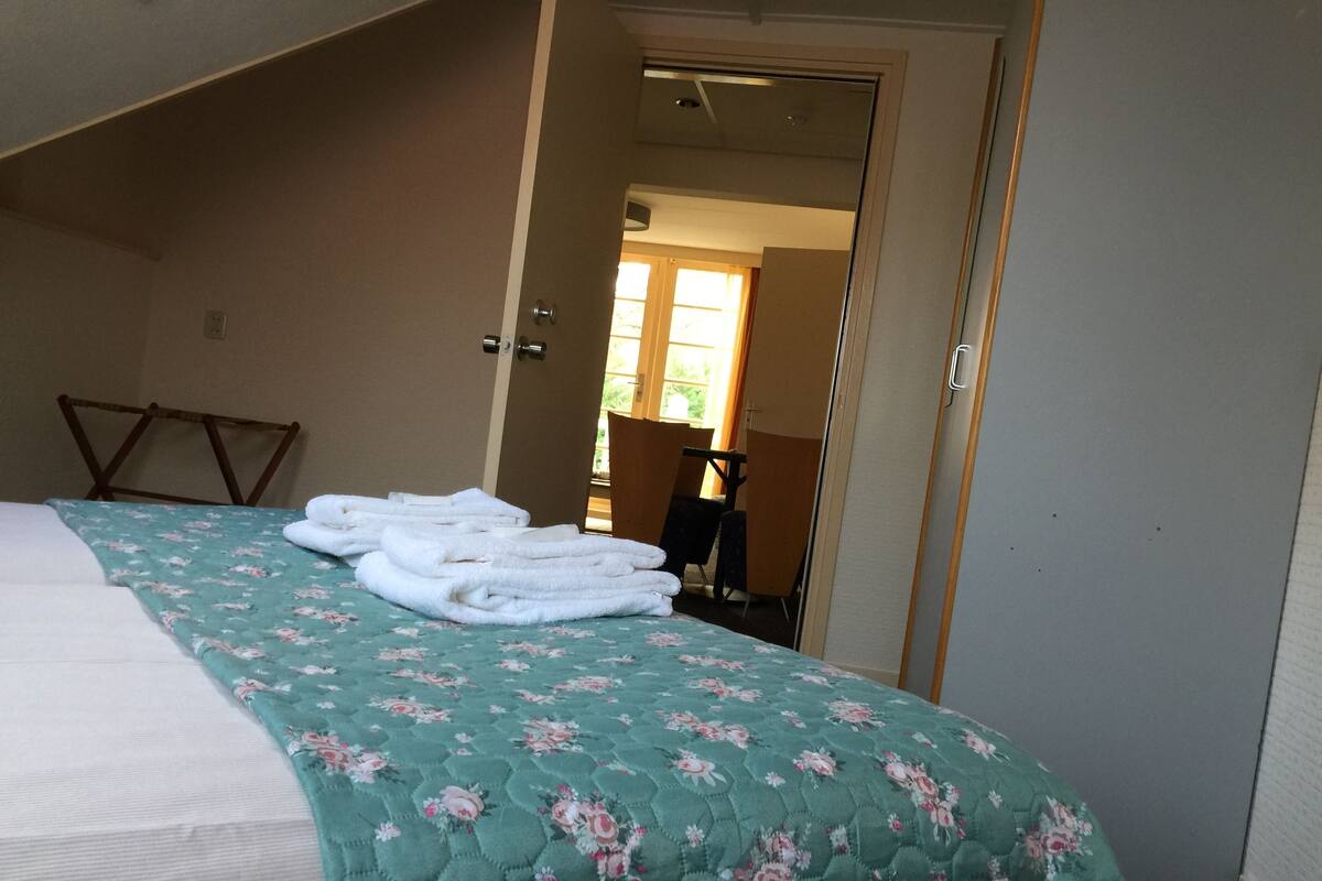 Apartment, 2 Bedrooms | Premium bedding, in-room safe, soundproofing, cribs (surcharge)