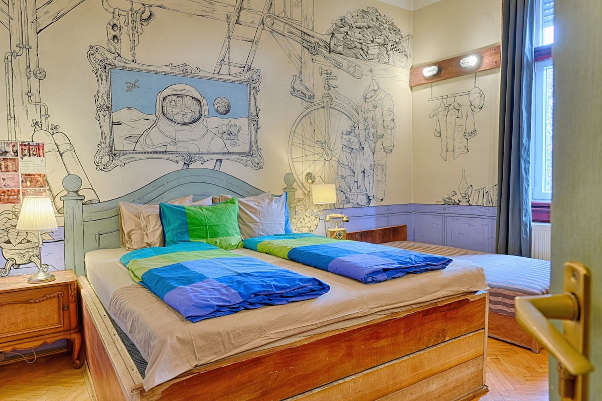 Chambre Double, salle de bains privée