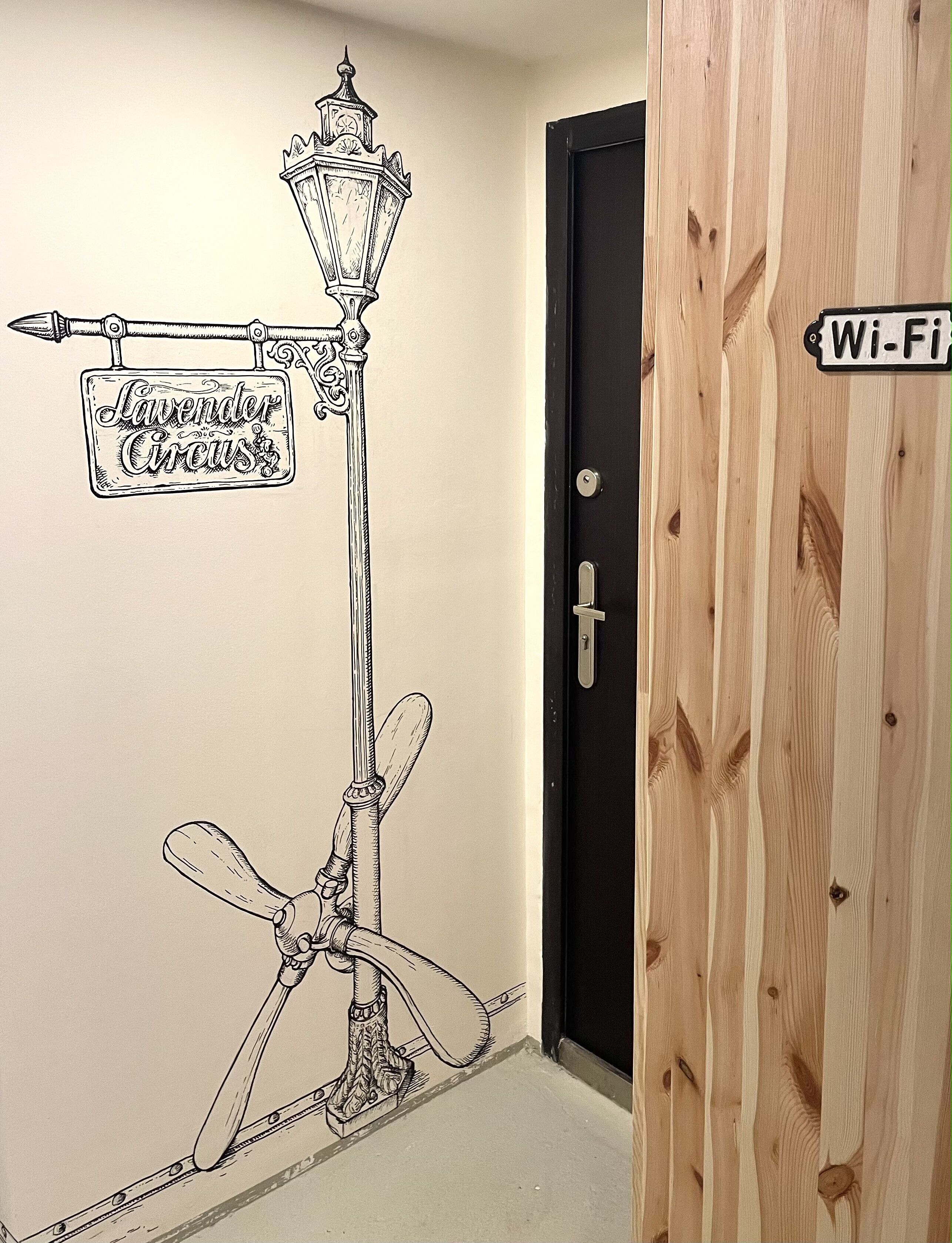 Photo - Lavender Circus Hostel, Doubles & Ensuites