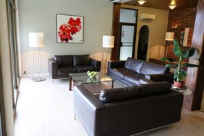 Sala de estar en el lobby