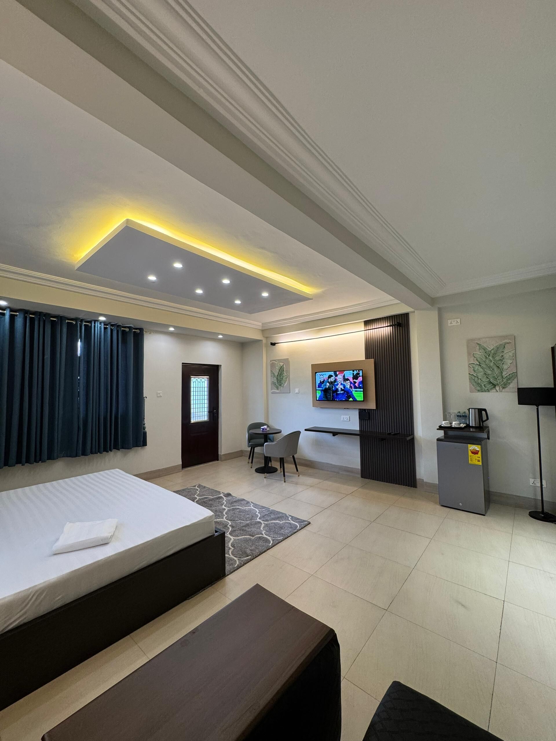 executive double room | desk, iron/ironing board, free wifi, bed sheets