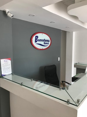 Lobby - Barcelona Hotel (Montería)
