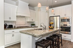 House, Multiple Beds, Golf View (Poolside Perfection) | Private kitchen | Full-sized fridge, microwave, oven, stovetop - Poolside Perfection (St. George)