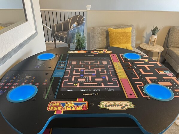 House, Multiple Beds, Pool View (Sunrise On The 9th) | Games room - Sunrise On The 9th (St. George)