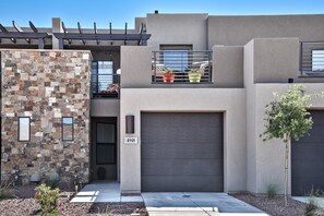 House, Multiple Beds, Pool View (Sunrise On The 9th) | Exterior