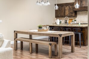 Maison, Plusieurs lits, vue sur la montagne (Snow Canyon Hideaway) | Cuisine privée