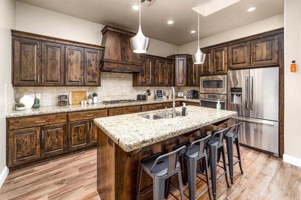 Ferienhaus, Mehrere Betten, Bergblick (Snow Canyon Hideaway) | Eigene Küche