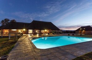 Outdoor pool - A-1 Njalo-Njalo Safari (Touws River)