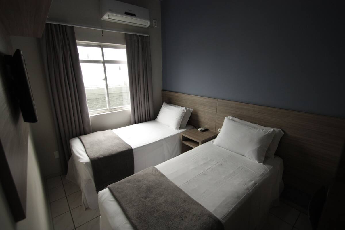 Chambre avec lits jumeaux