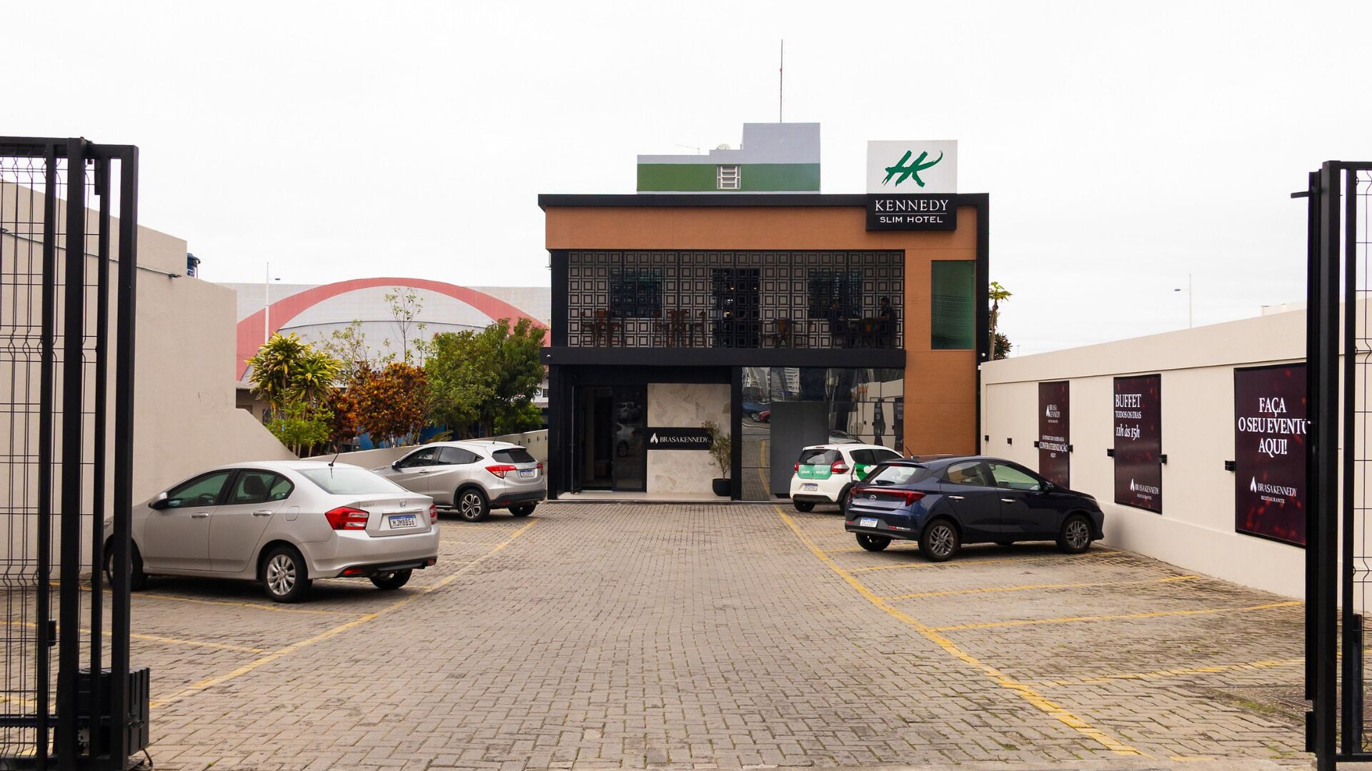 Fachada de la propiedad