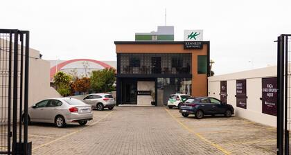 Kennedy Slim Hotel