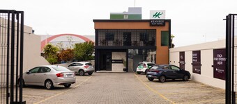Kennedy Slim Hotel