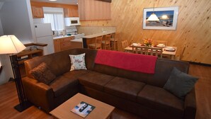 Unclassified image, 5 of 27, button - Club Tahoe (Incline Village)