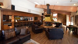 Unclassified image, 4 of 27, button - Club Tahoe (Incline Village)