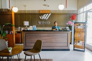 Lobby - Wood Hotel (Cidadap)