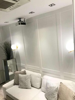 Living area - AB Design Suites (Madrid)