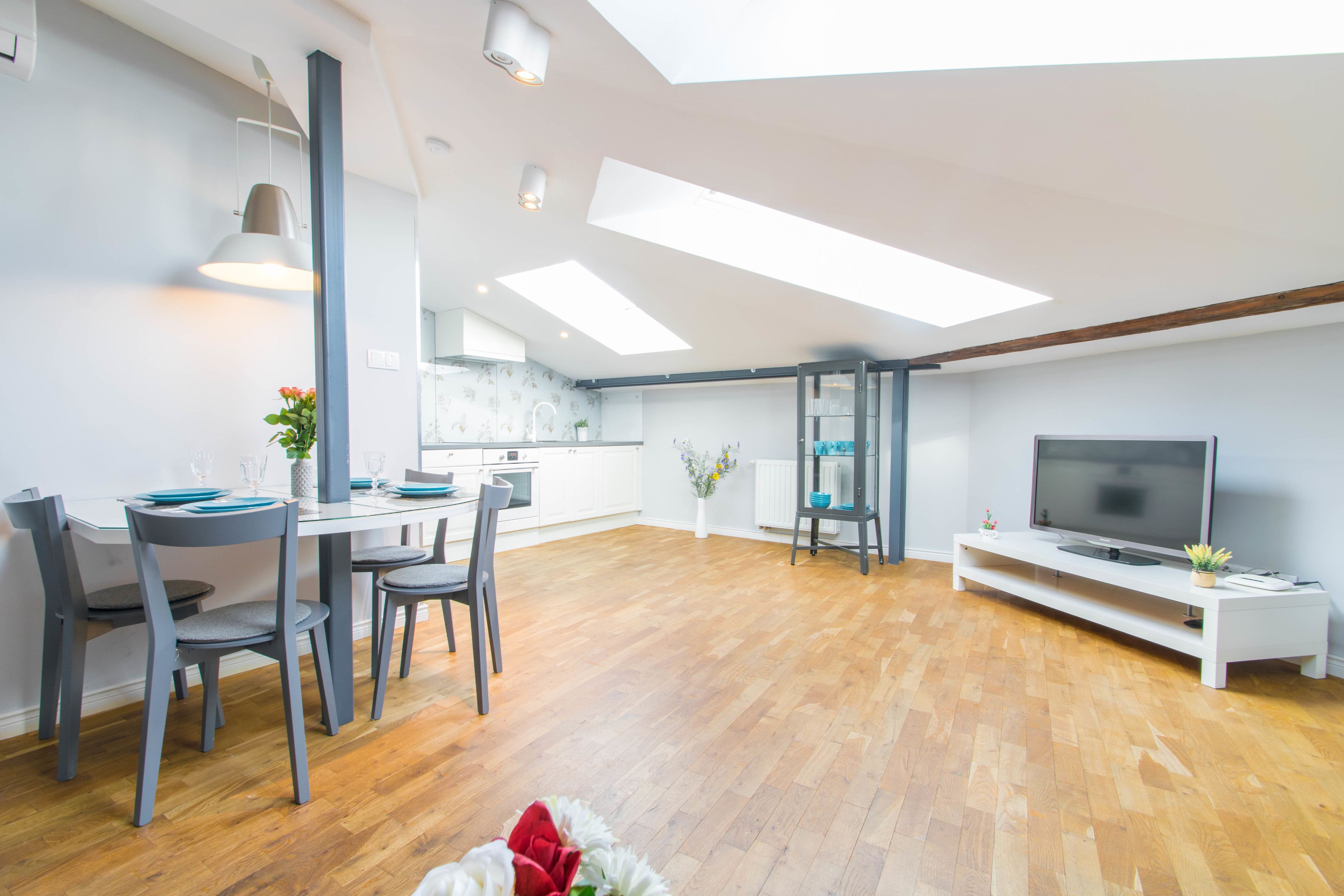 1 bedroom, iron/ironing board, cots/infant beds, free WiFi