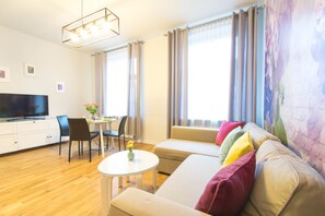 Apartment, 1 Bedroom, Kitchen | 1 bedroom, iron/ironing board, cribs/infant beds, free WiFi - Old Town Apartments Krupnicza (Krakow)