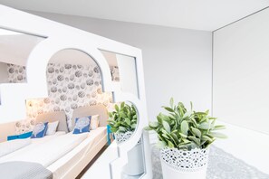 Apartment, 2 Bedrooms, Kitchen | 1 bedroom, iron/ironing board, cots/infant beds, free WiFi - Old Town Apartments Krupnicza (Krakow)