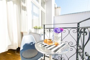 Apartment, 2 Bedrooms, Kitchen | Balcony - Old Town Apartments Krupnicza (Krakow)