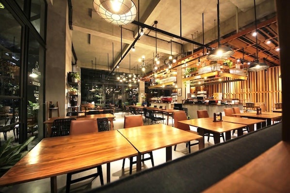 Unclassified image, 1 of 53, button - Hay Bandung (Bandung)