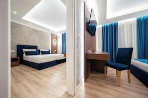 Superior Double Room | Minibar, blackout drapes, free WiFi, bed sheets