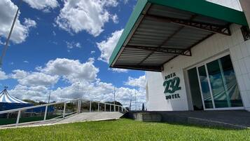 Fachada da propriedade